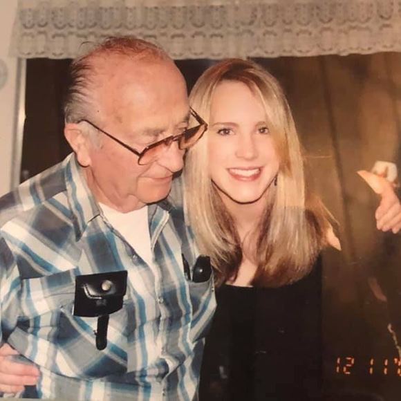 Meet your Posher, Alli - Picture 1 of 1